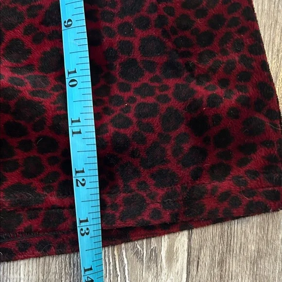 Dogpile Vintage Leopard Print Red Velvet Mini Skirt - Picture 7 of 7